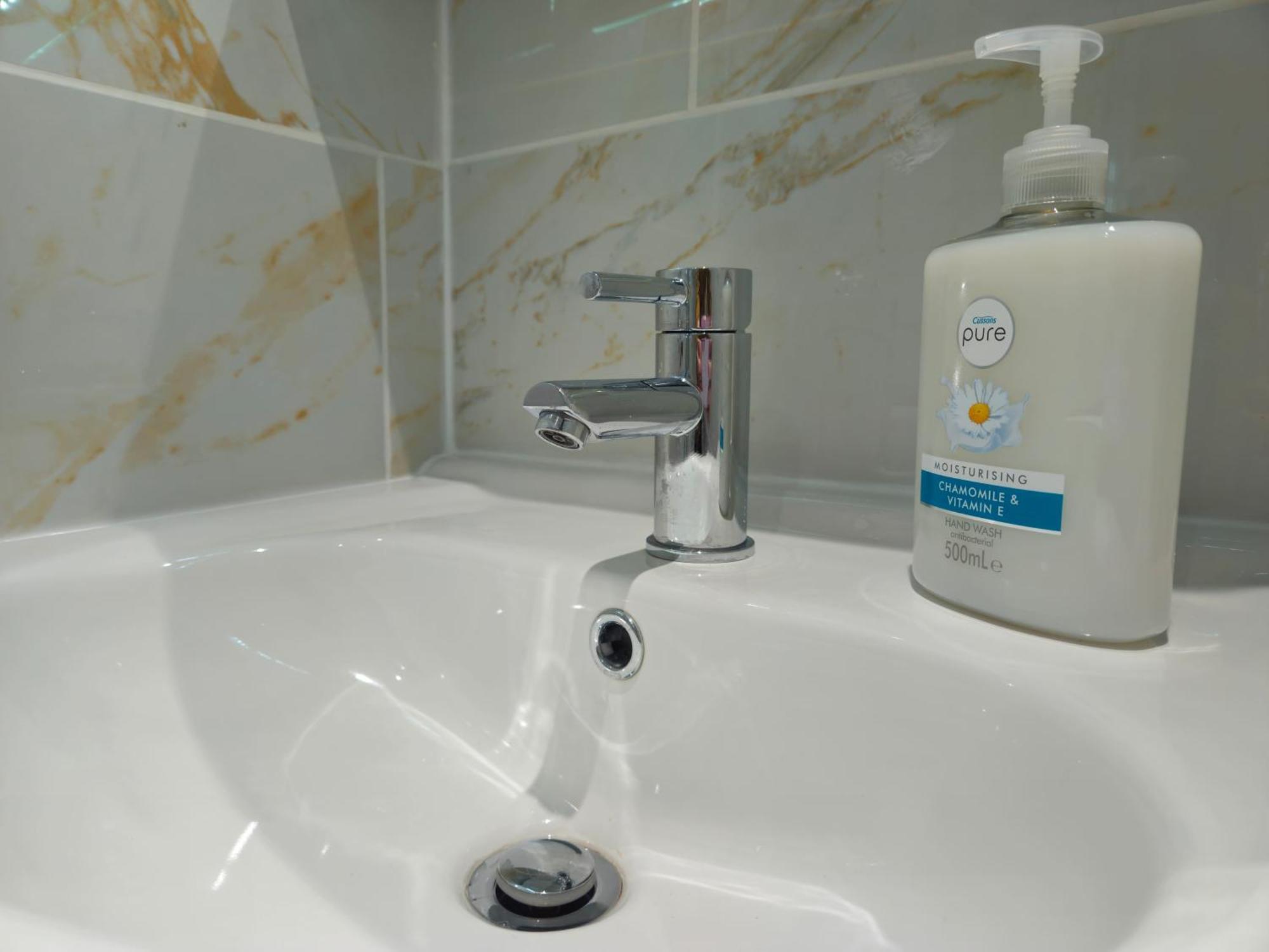 Modern En-suite Doubles In Town Spacious & Contemporary Homestay