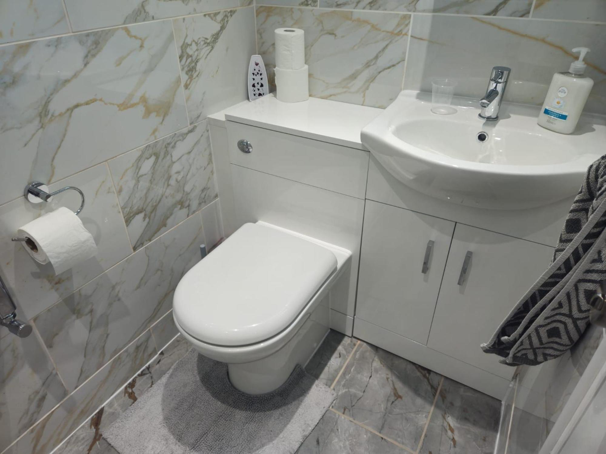 Homestay Modern En-suite Doubles In Town Spacious & Contemporary Boston