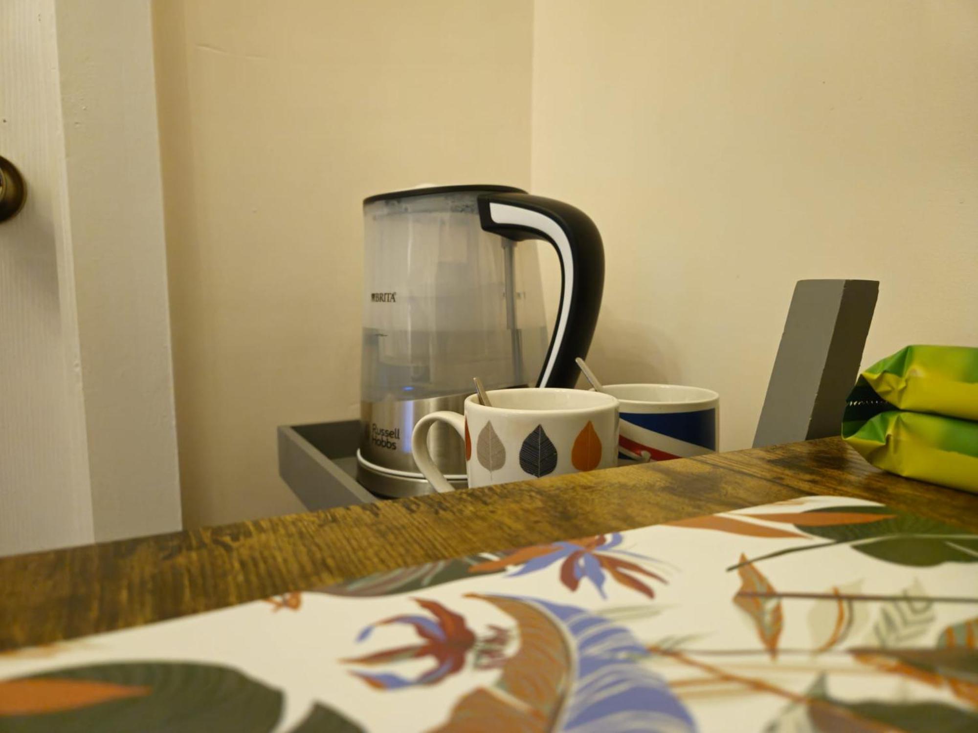 Homestay Modern En-suite Doubles In Town Spacious & Contemporary