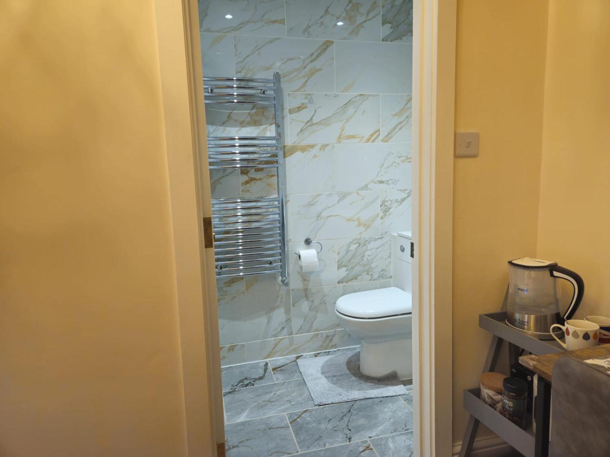 Modern En-suite Doubles In Town Spacious & Contemporary