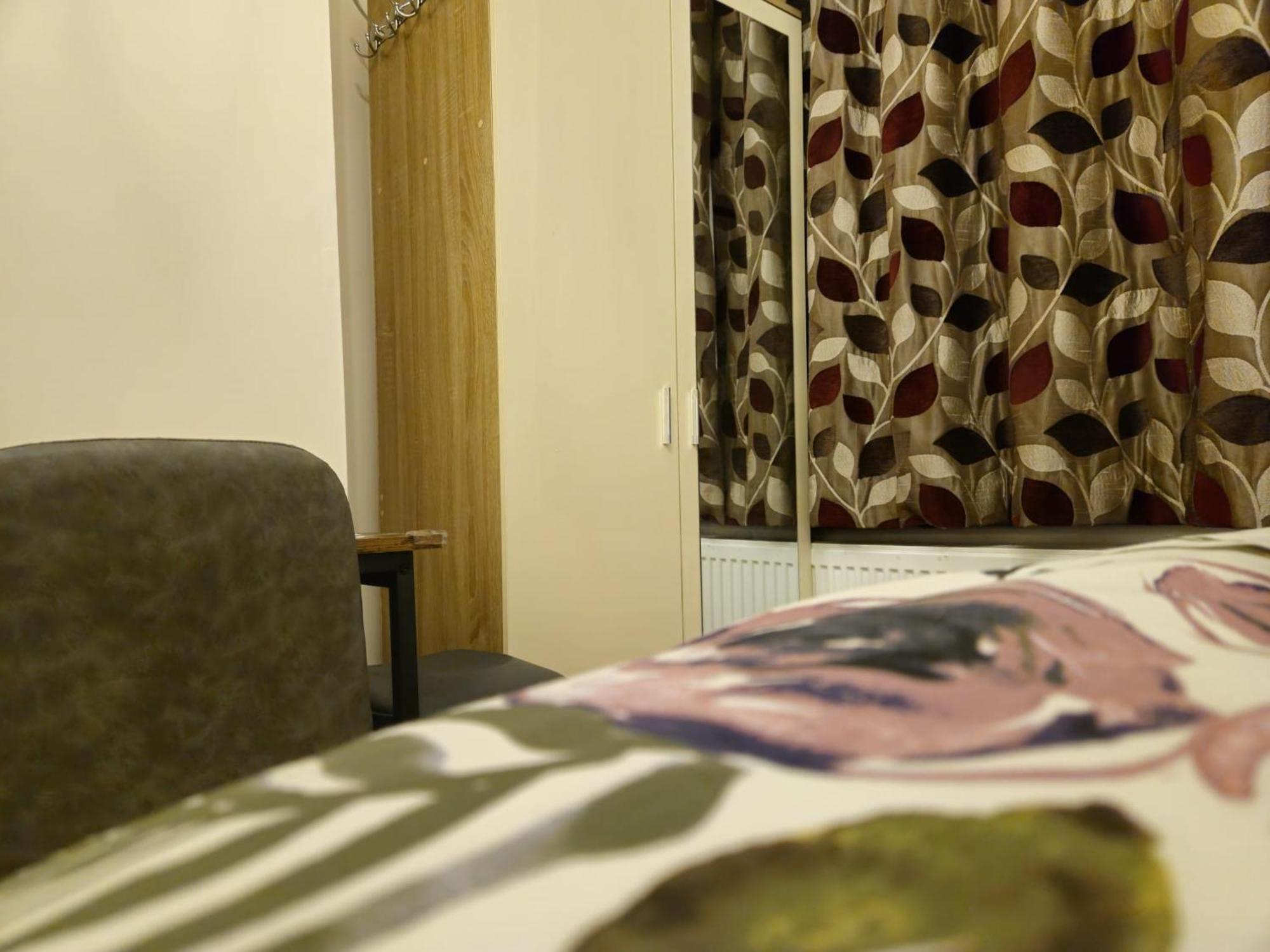 Homestay Modern En-suite Doubles In Town Spacious & Contemporary *