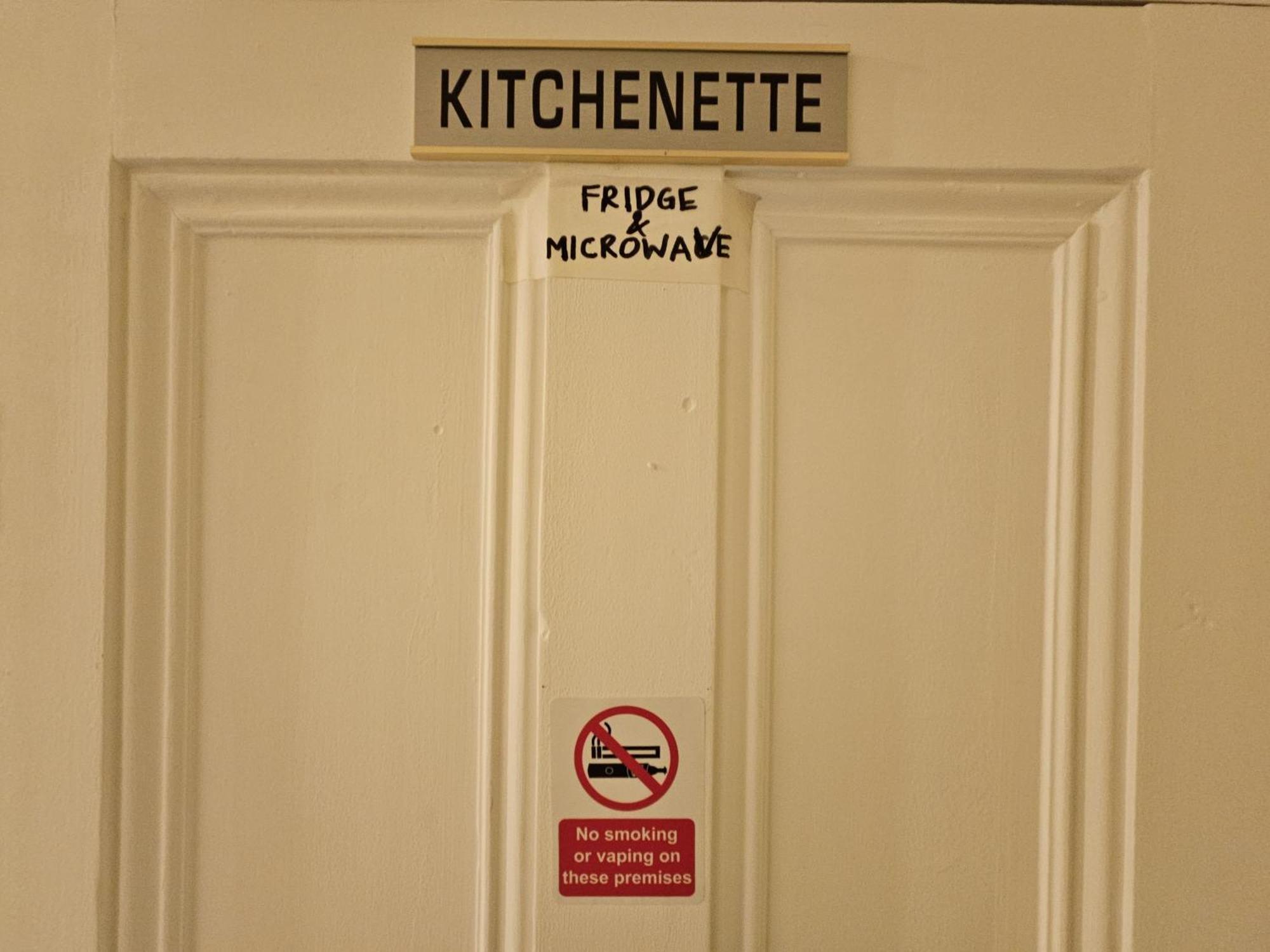 Modern En-suite Doubles In Town Spacious & Contemporary Homestay *