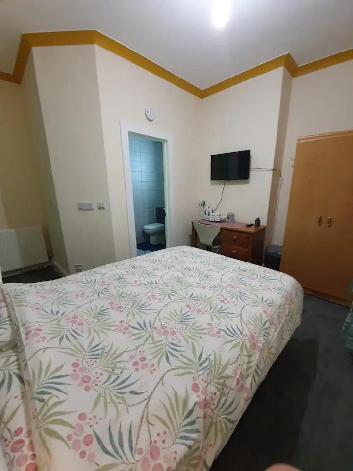 Modern En-suite Doubles In Town Spacious & Contemporary Homestay